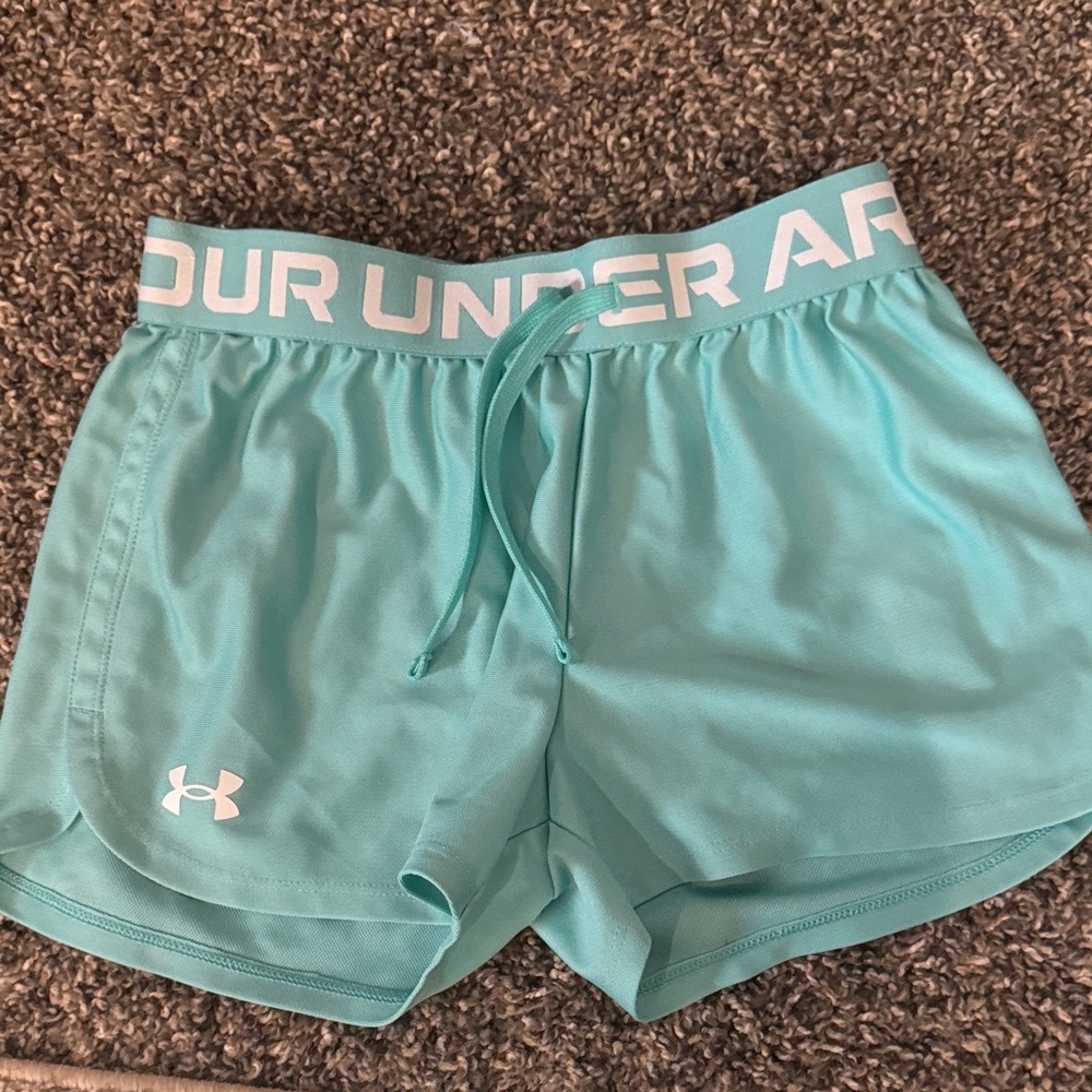 Under Armour Girl’s Size M  Aqua Athletic Shorts